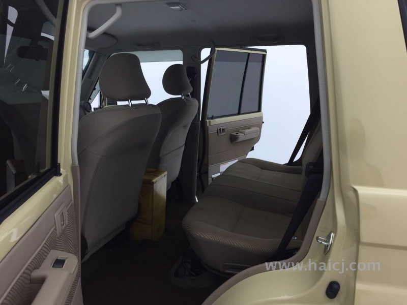 丰田 Land Cruiser [兰德酷路泽] 4.0 手动 4000 中东版 2015款