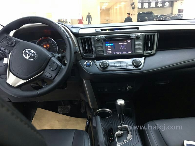 丰田 RAV4 2.0 无级 两驱风尚版 2015款