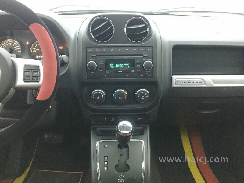 Jeep Compass [指南者] 2.4 手自一体 四驱豪华版(改款) 2014款