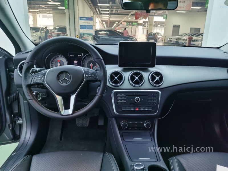 奔驰 GLA级 1.6T 双离合 动感型 2016款