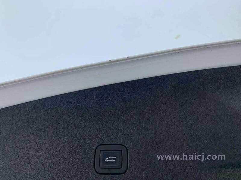 凯迪拉克 SRX 3.0SIDI 手自一体 四驱领先型 2014款