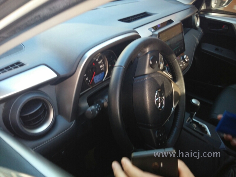 丰田 RAV4 2.5 手自一体 四驱精英版 2015款