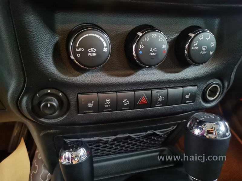 Jeep Wrangler [牧马人] 3.6 手自一体 两门舒享版 Rubicon 2015款