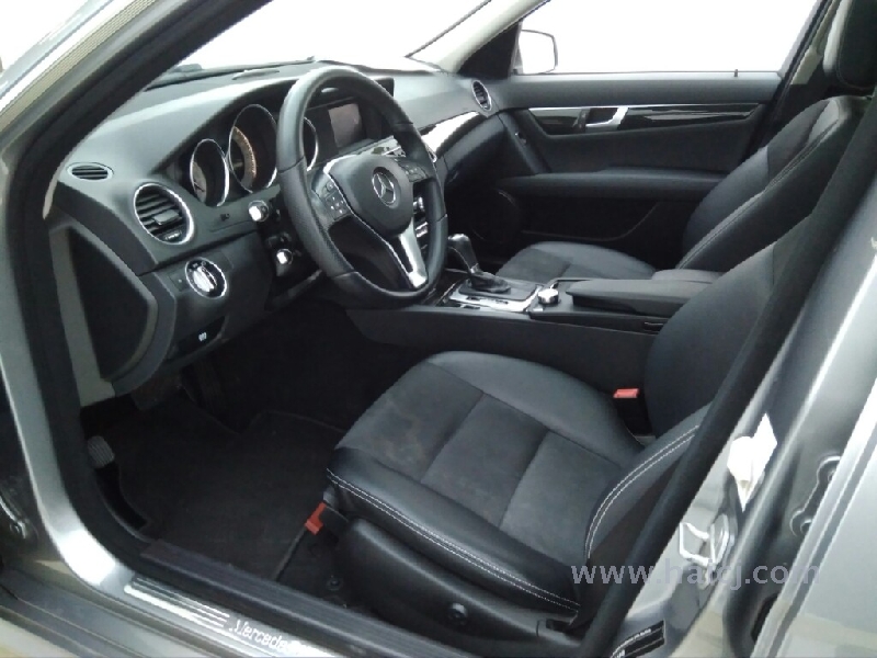 奔驰 C级 1.8T 手自一体 优雅型Grand Edition 2013款