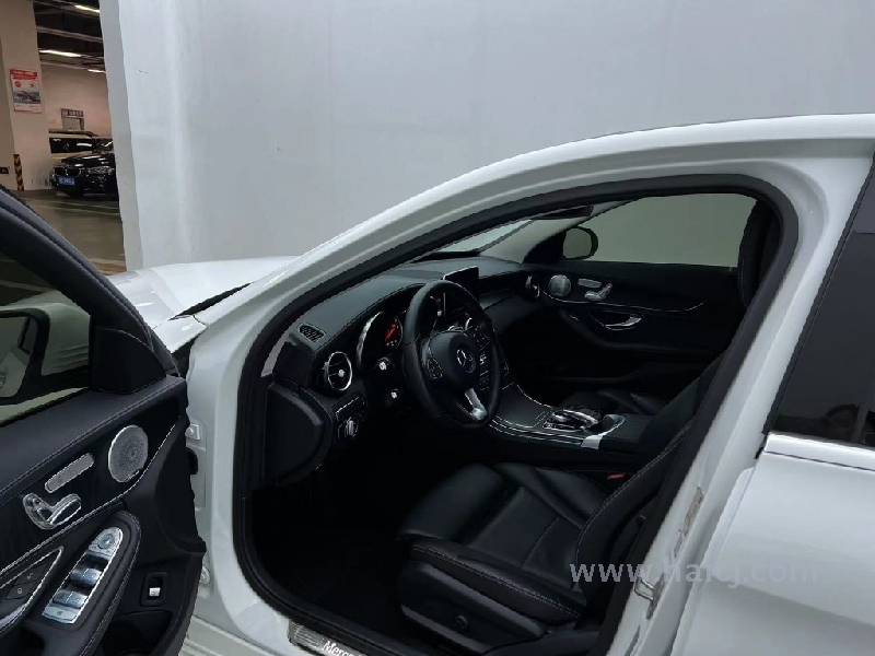奔驰 C级 2.0T 手自一体 运动版 成就特别版 2018款