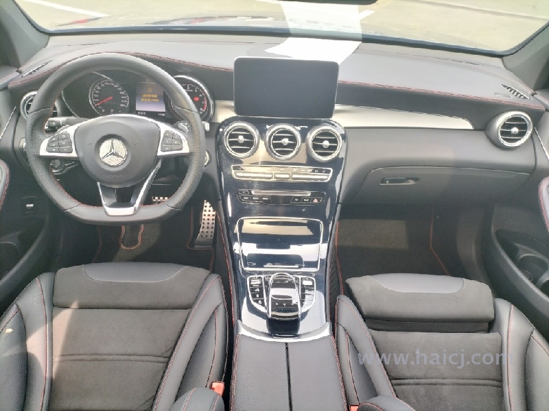 奔驰 GLC AMG 3.0T 手自一体 2017款