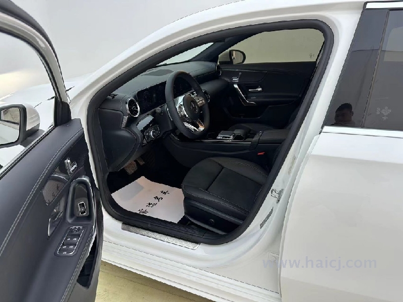 奔驰 A级 1.3T 双离合(改款) 2019款