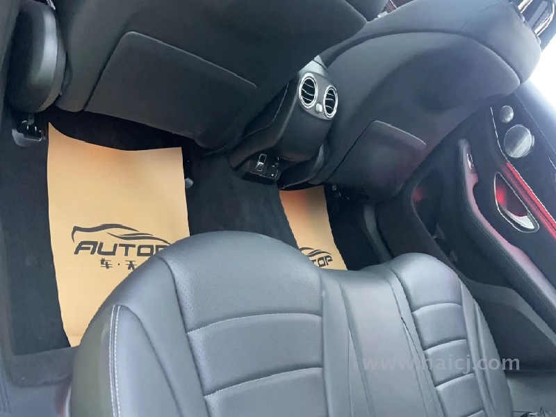 奔驰 GLC级 2.0T 手自一体 动感型 2019款
