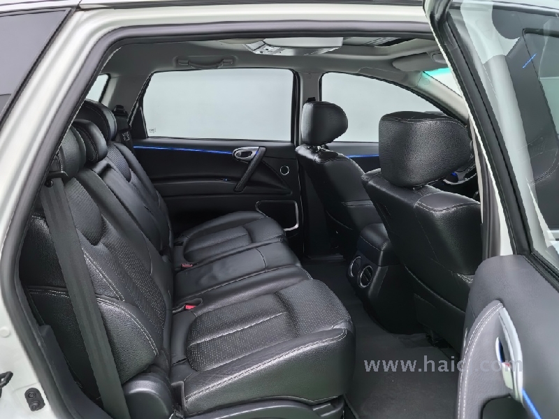 纳智捷 大7 SUV 2.2T 手自一体 四驱锋芒进化版智尊型 2013款