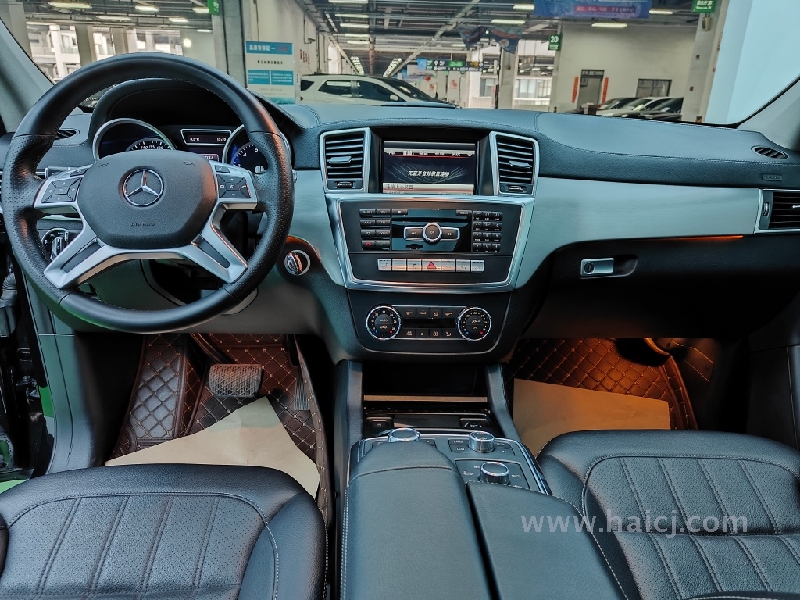 奔驰 GL-Class [GL级] 3.0T 手自一体 动感型 2015款