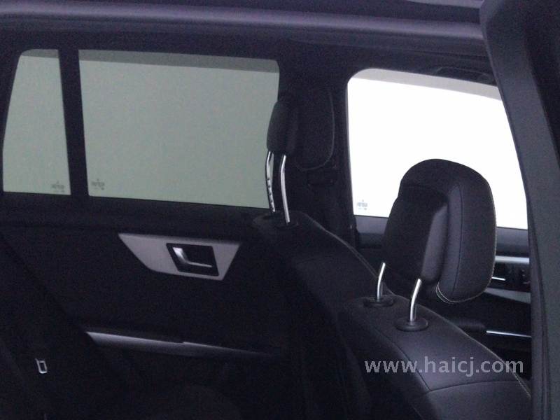 奔驰 GLK级 2.0T 手自一体 动感型 极致版 2015款