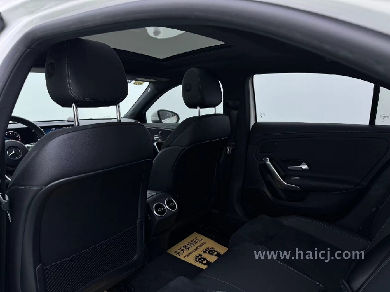 奔驰 A级 1.3T 双离合 运动型 2019款