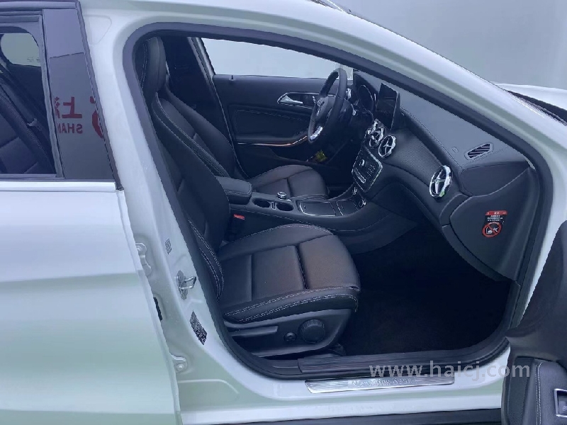 奔驰 GLA级 1.6T 双离合 时尚型 2018款